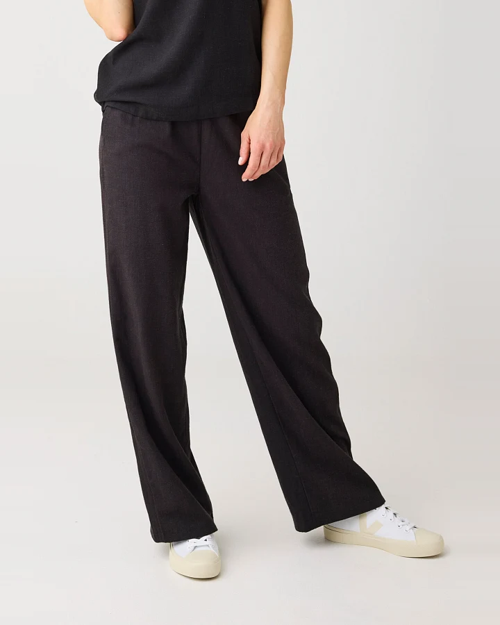 KnowledgeCotton Apparel Damen vegan Hose Posey Weit Leinen Mix Schwarz Jet