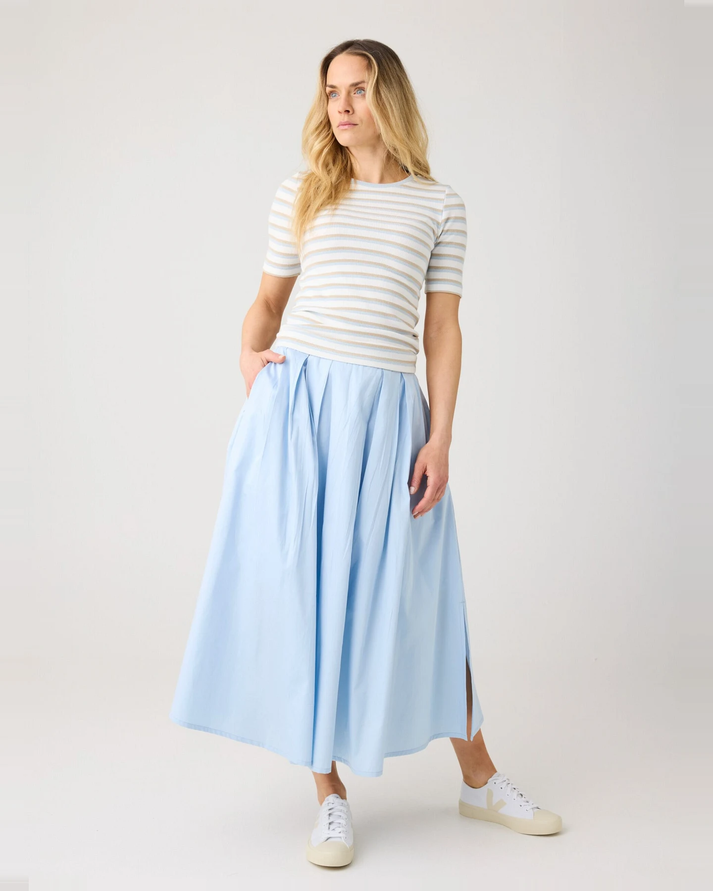 KnowledgeCotton Apparel Damen vegan Rock Satin Plissee Skyway Blau – Ansicht 2