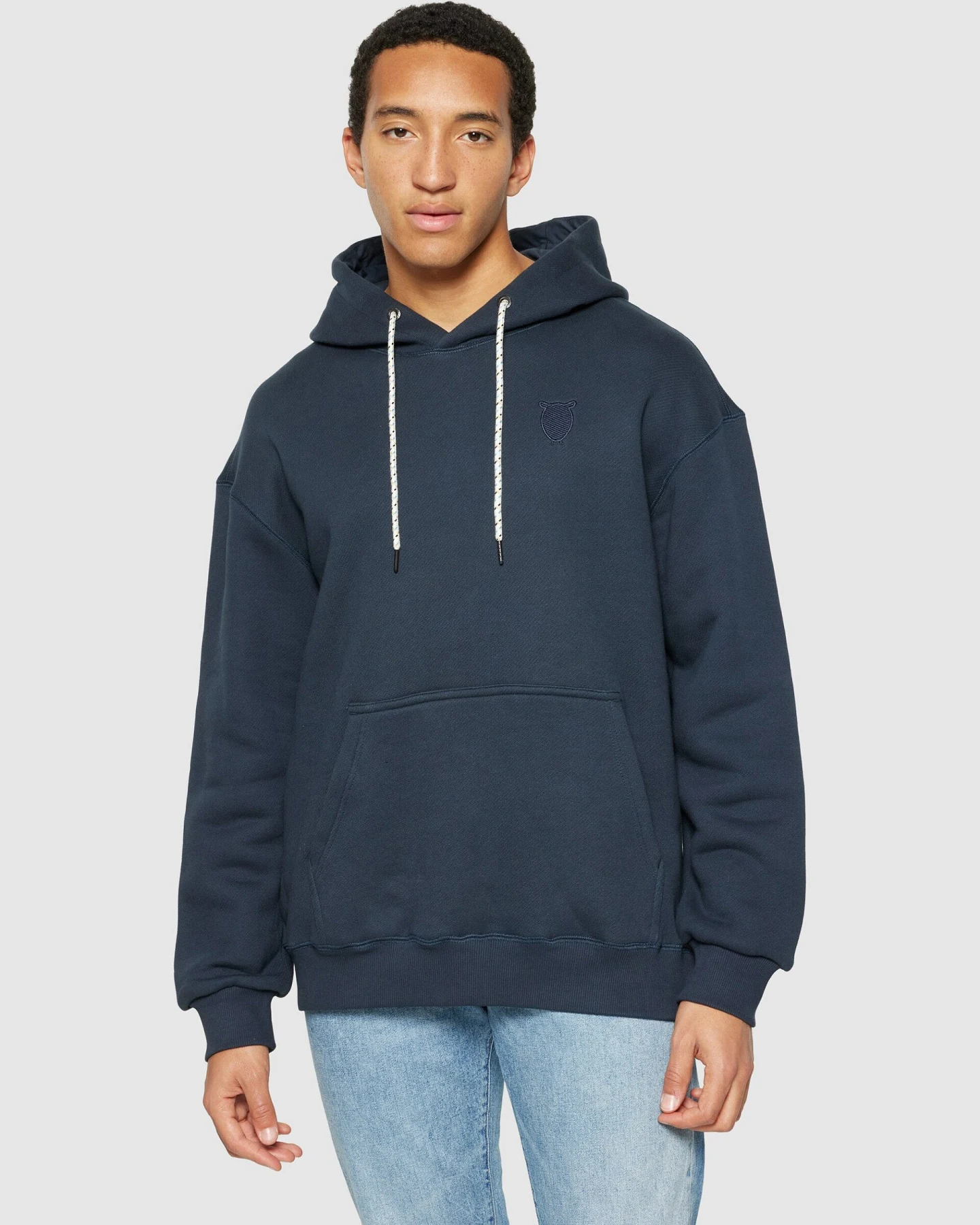 KnowledgeCotton Apparel Herren vegan Hoodie Lose Kängurutasche Total Eclipse – Ansicht 2