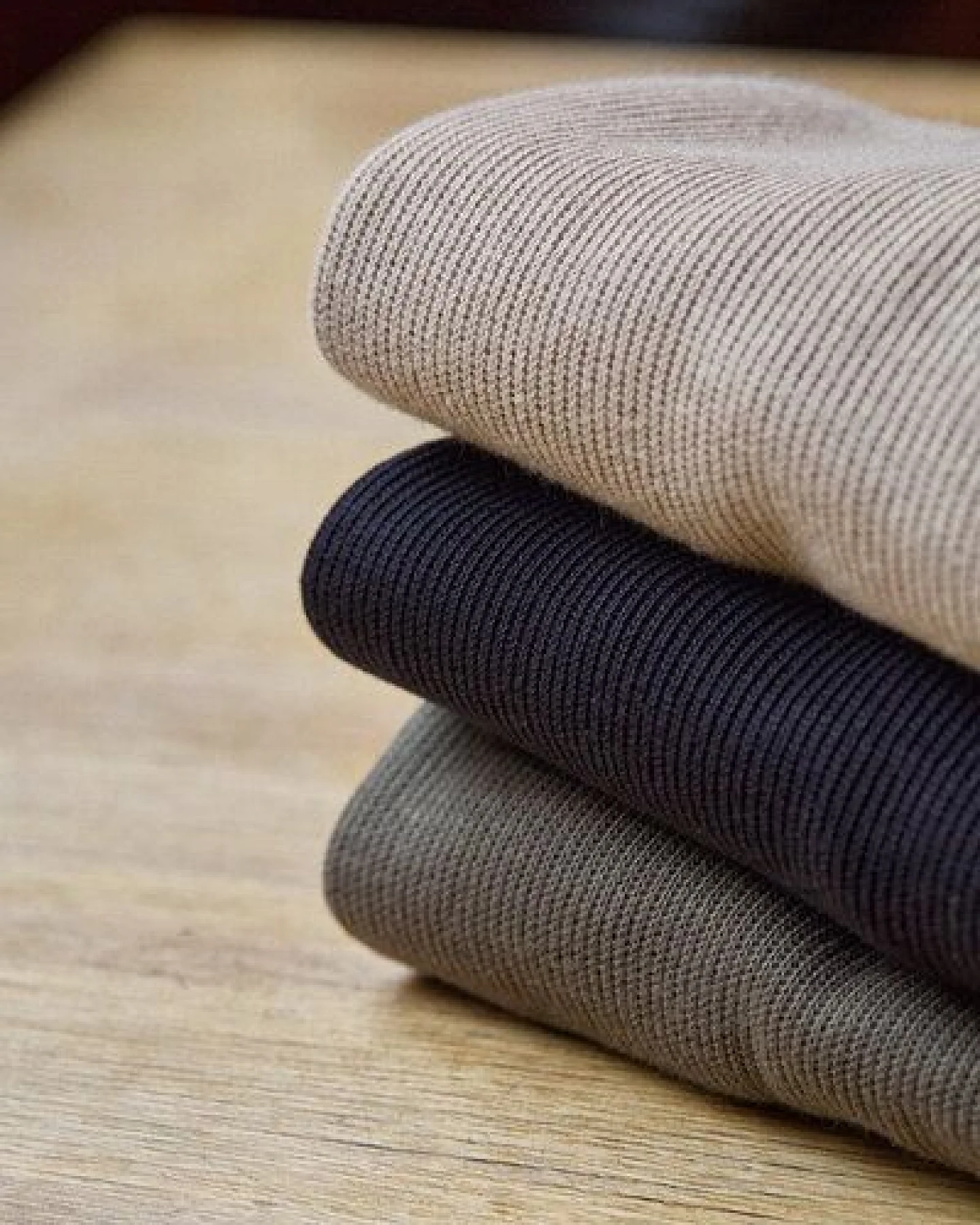 About Companions Entspannter Reißverschluss-Pullover NOAM aus schwerem Bio-Baumwoll-Ripp – Ansicht 4