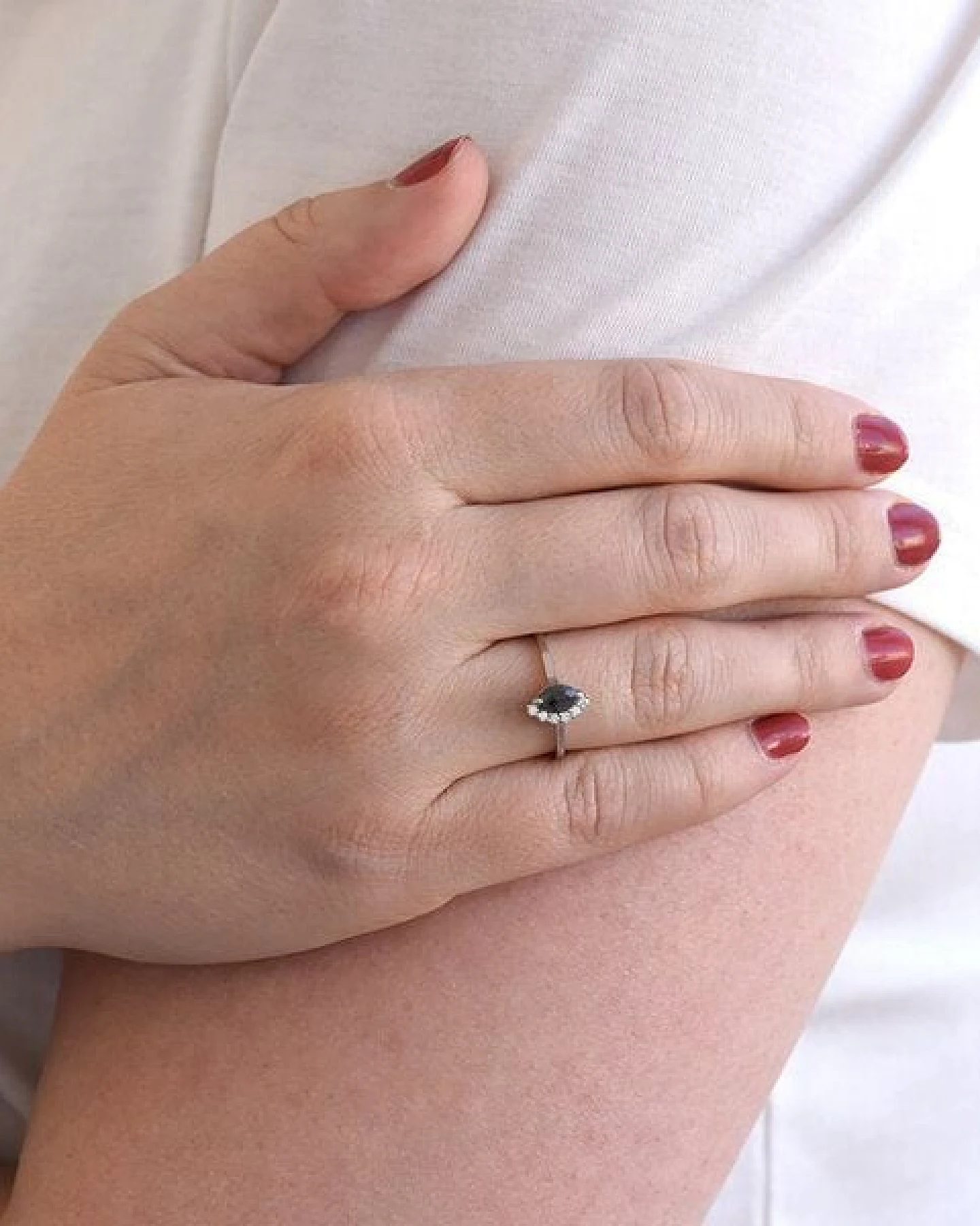 Eppi Verlobungsring mit Marquise Salt and Pepper Diamant Susi – Ansicht 2