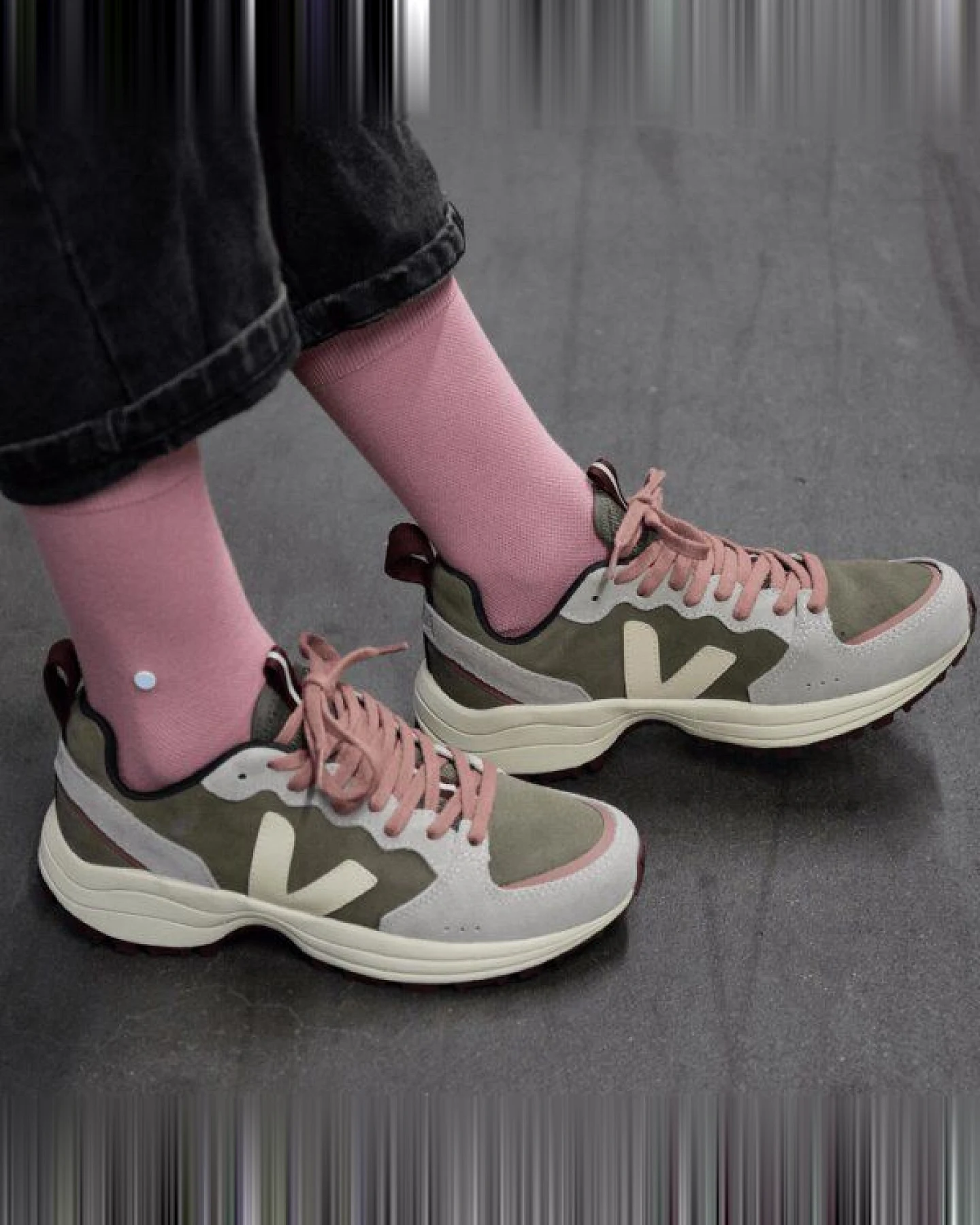 wysf. | what you stand for. Moderne Premium Socken, Piqué Strick mit Knopf, Bio-Baumwoll-Mix – Ansicht 2