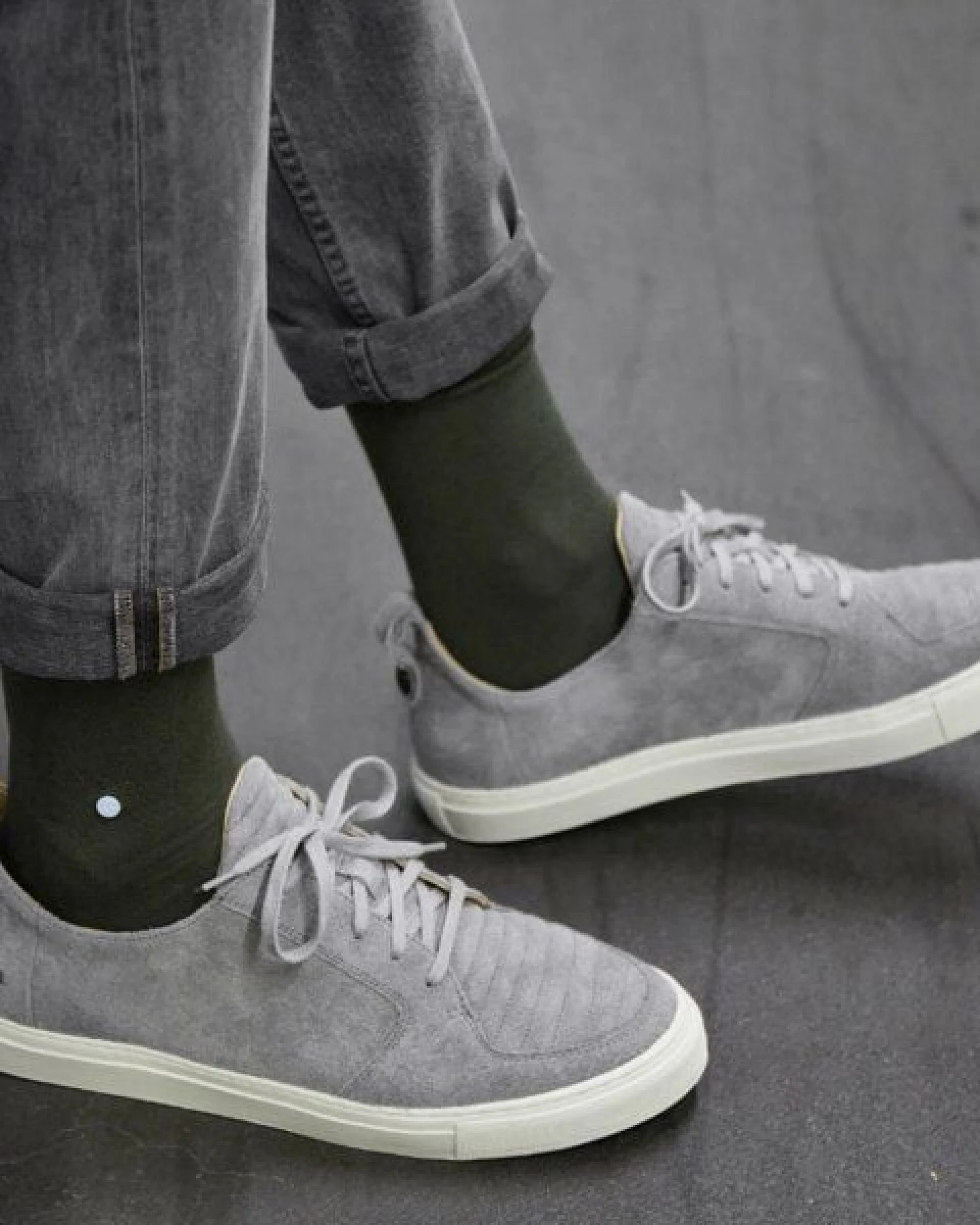 wysf. | what you stand for. Moderne Premium Socken, Piqué Strick mit Knopf, Bio-Baumwoll-Mix – Ansicht 4
