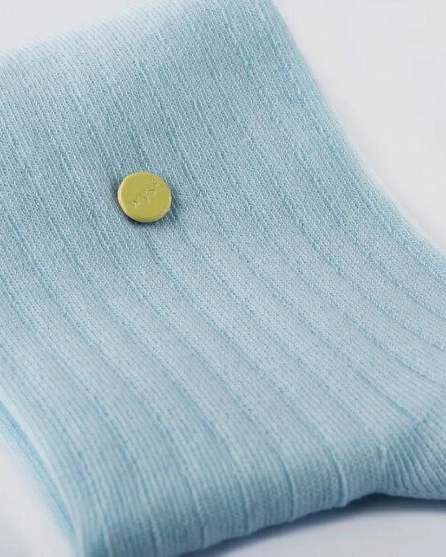 wysf. | what you stand for. Moderne Premium Socken, Rippenstrick mit Knopf, Bio-Baumwoll-Mix – Ansicht 2