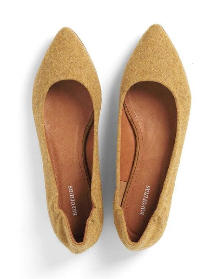 Bayerinas Spitz Ballerinas 'München' (tiefer Ausschnitt)