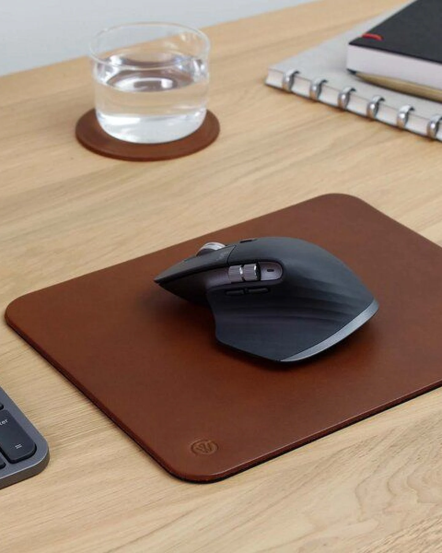 GOOD WILHELM Mousepad OSKAR aus Vachetta Leder (Pflanzlich gegerbt) – Ansicht 3