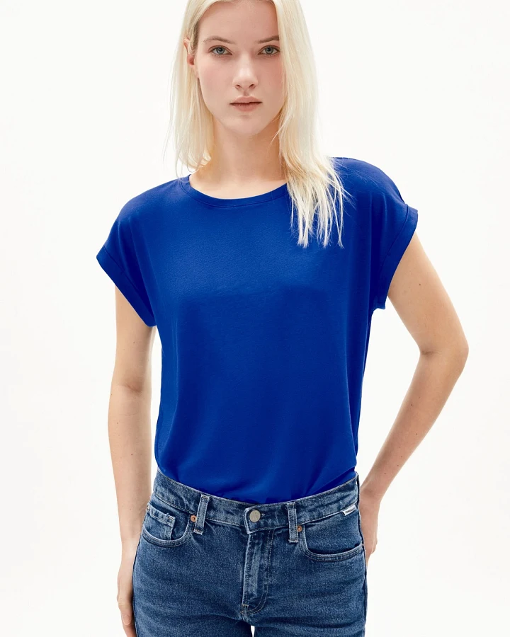 Blau