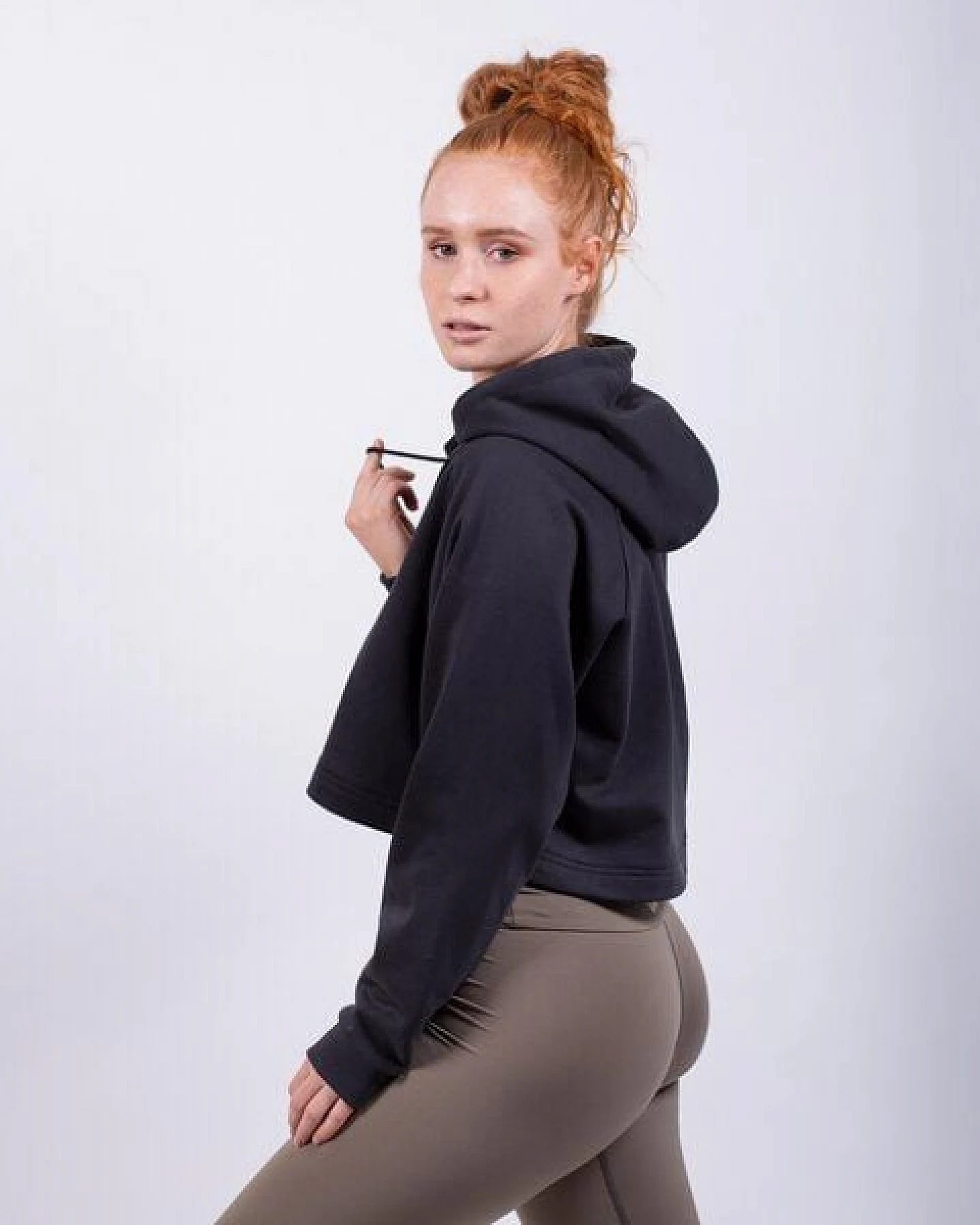 Flying Love Birds Cropped Sweatshirt - aus Bio Baumwolle – Ansicht 4