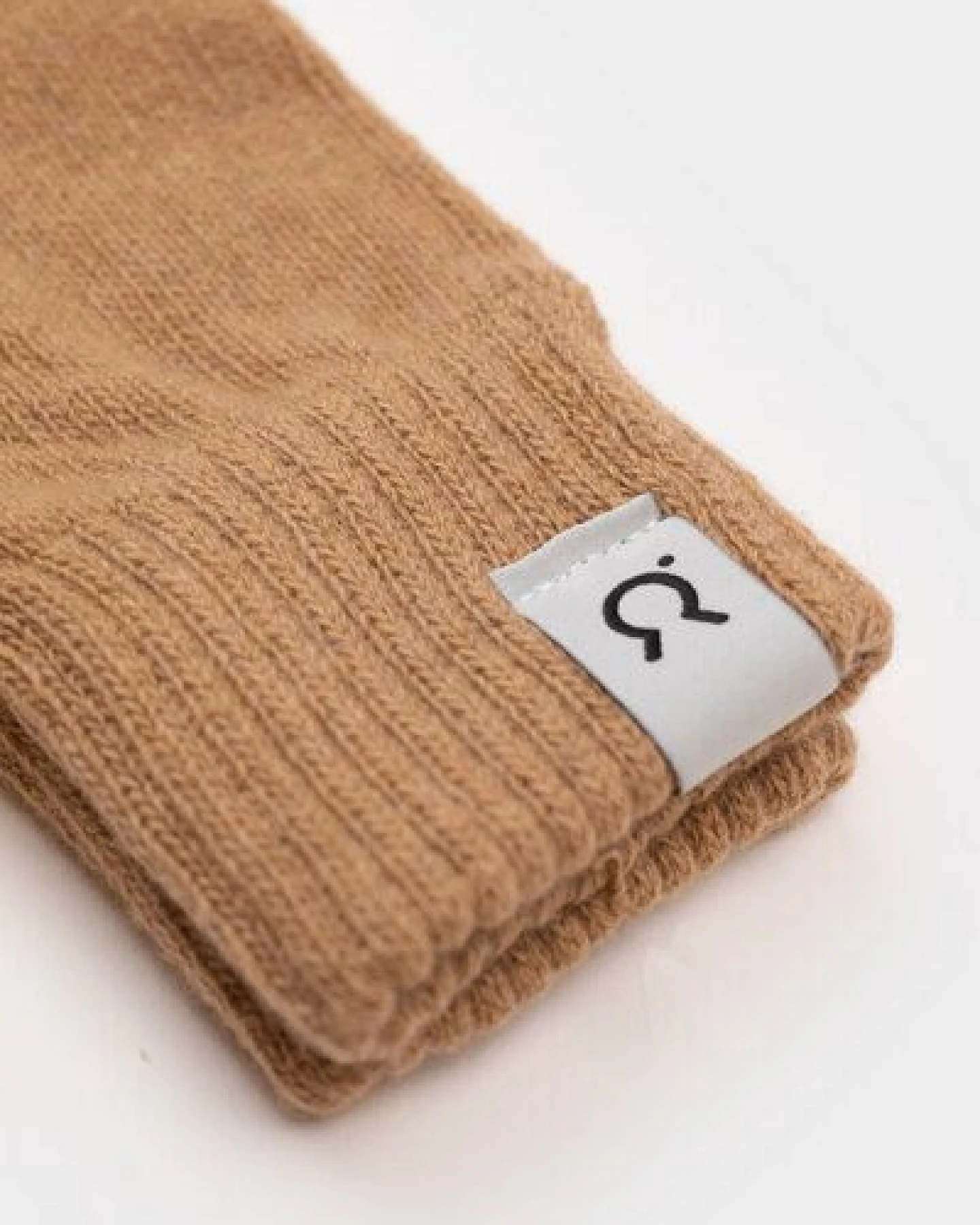 Rifò - Circular Fashion Made in Italy Handschuhe Anita aus recycelter Kaschmirwolle – Ansicht 3