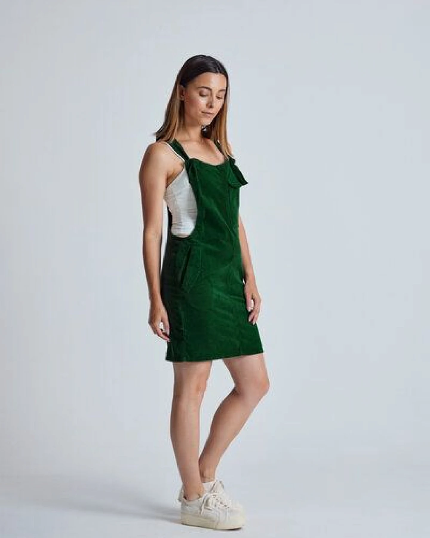 Flax and Loom Cord Latzkleid Peggy – Ansicht 2