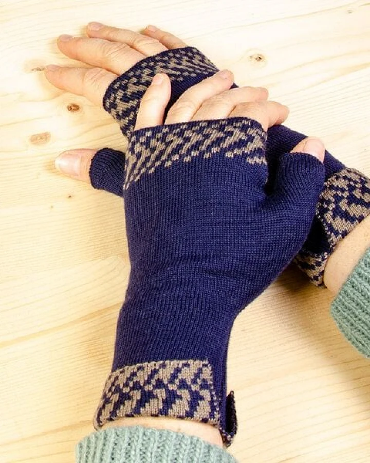 Blau