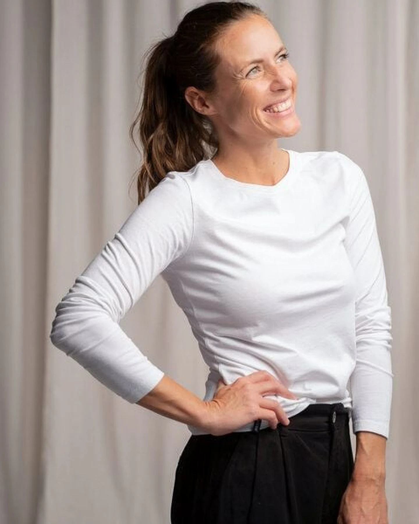 Vresh Clothing Vee - Longsleeve aus Biobaumwolle – Ansicht 4