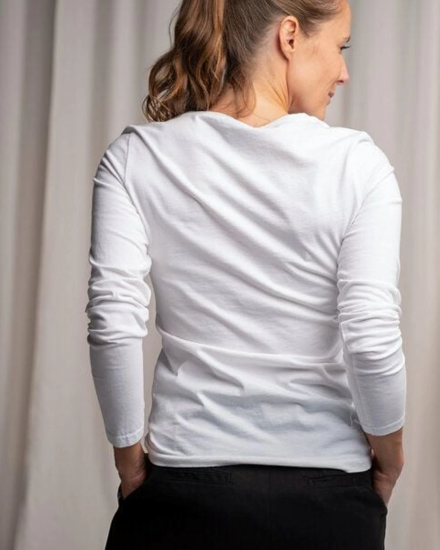 Vresh Clothing Vee - Longsleeve aus Biobaumwolle – Ansicht 3