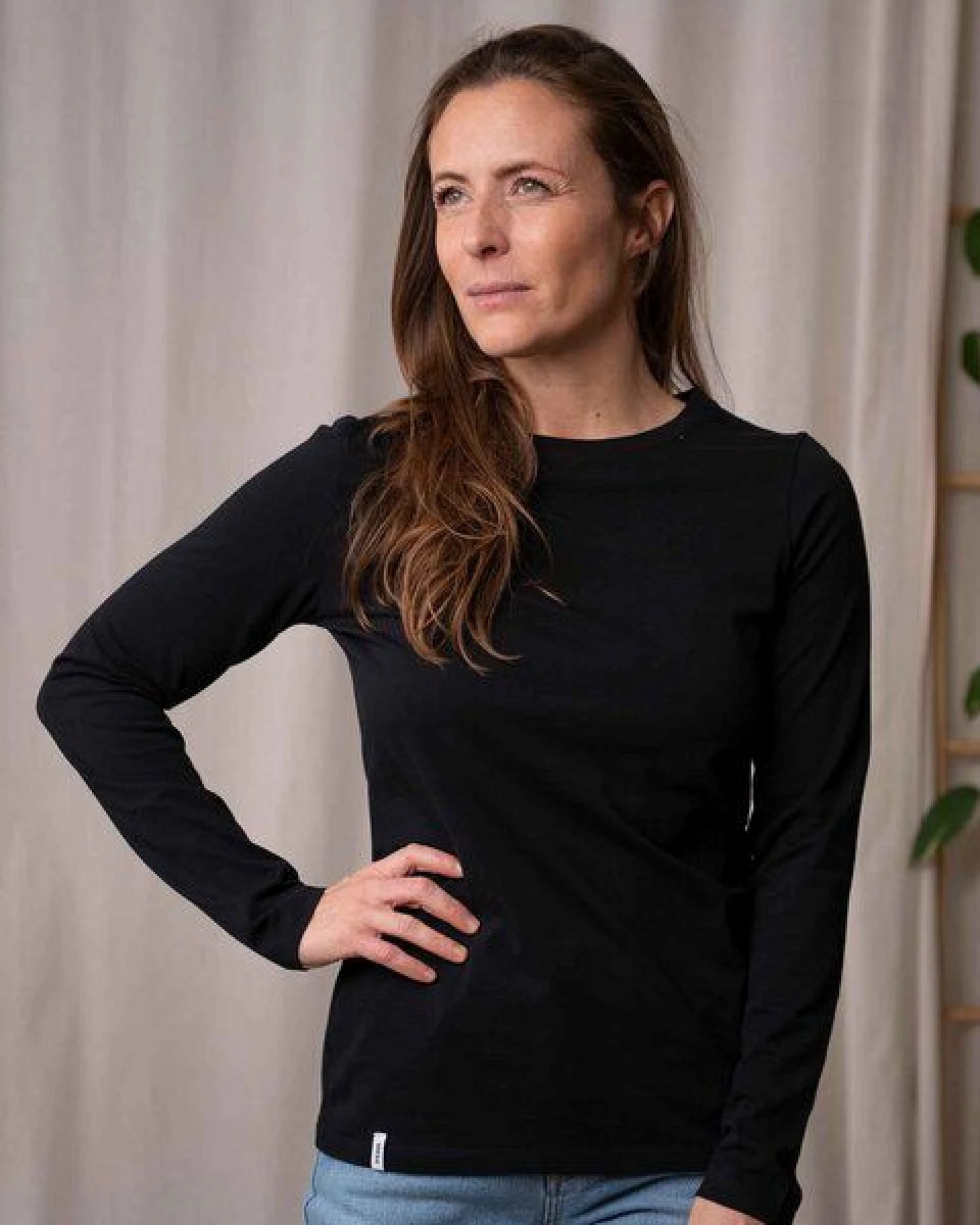 Vresh Clothing Vee - Longsleeve aus Biobaumwolle – Ansicht 2