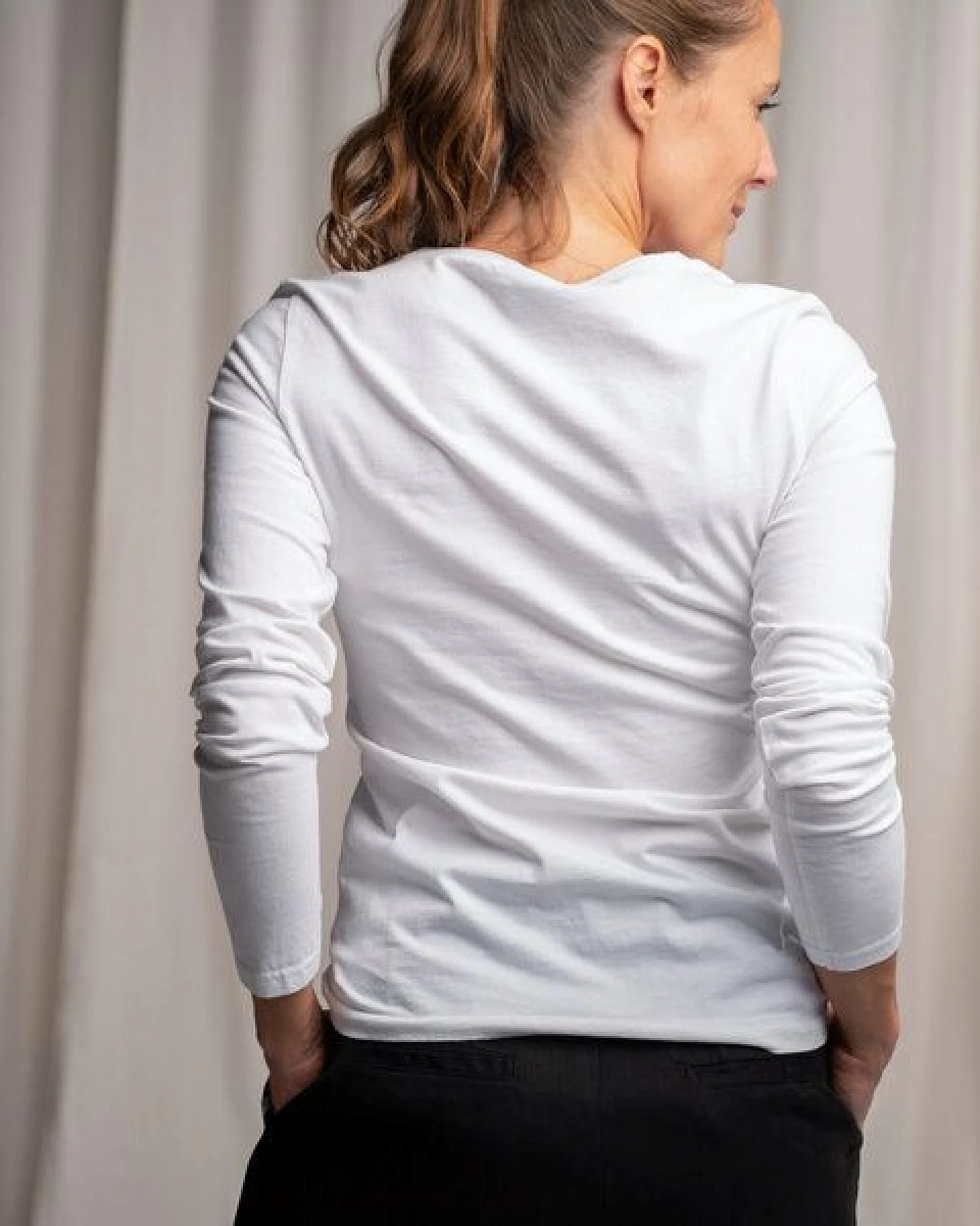 Vresh Clothing Vee - Longsleeve aus Biobaumwolle – Ansicht 3
