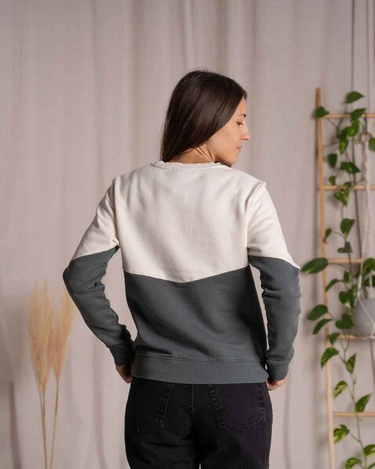 Vresh Clothing Elvie - Sweater aus Biobaumwolle – Ansicht 2