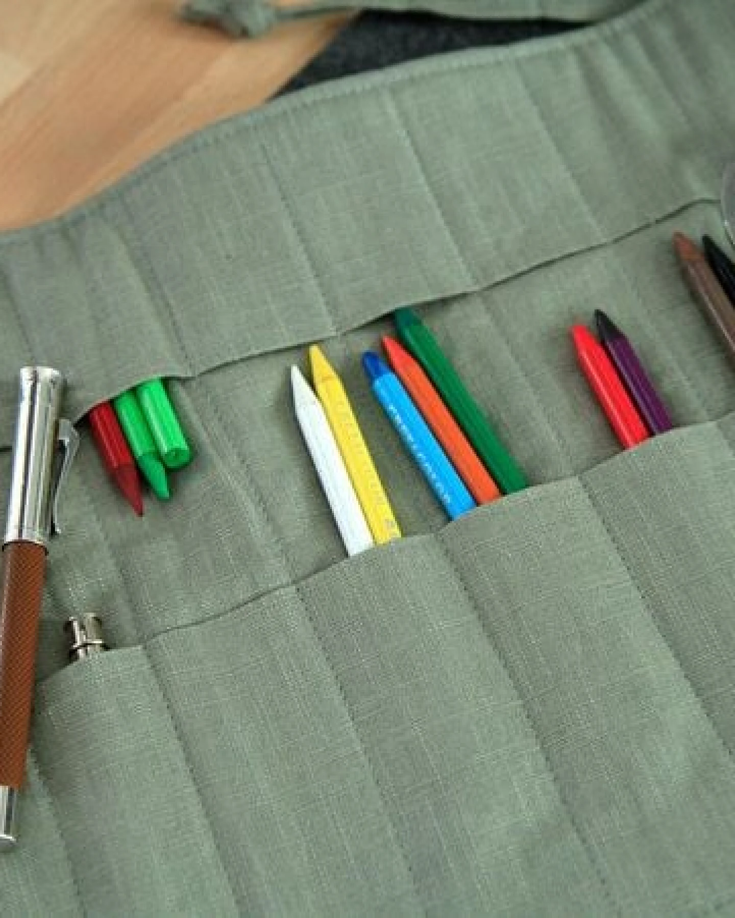 werkvoll by Lena Peter HANDGEFERTIGTE STIFTEROLLE LINE – Ansicht 4