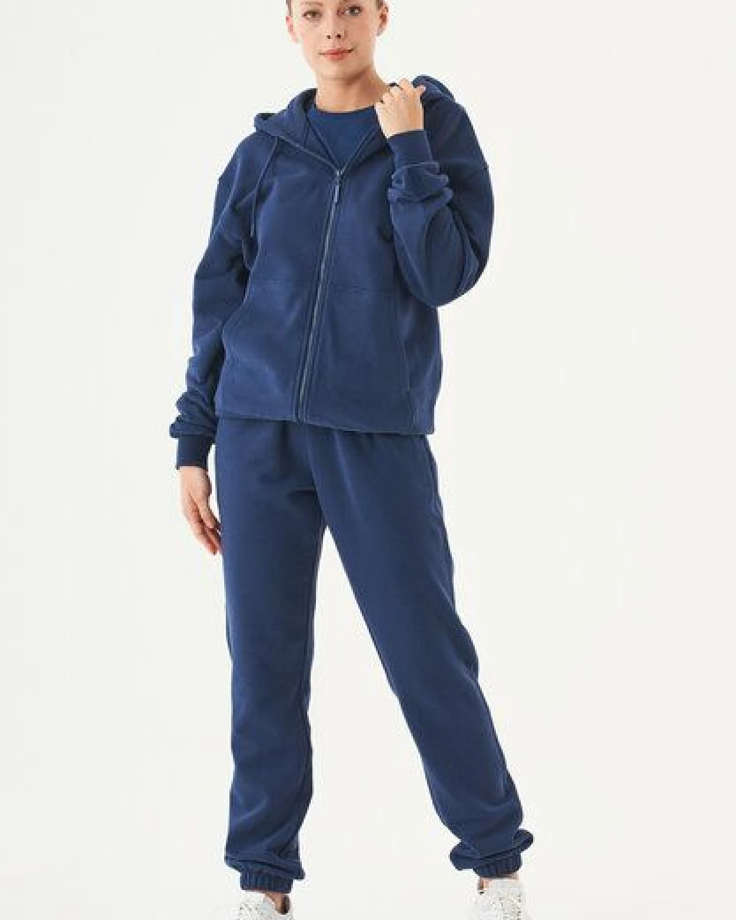 ORGANICATION ESSENTIALS-JUNDA-Unisex Soft Touch Sweatjacke aus Bio-Baumwolle – Ansicht 2