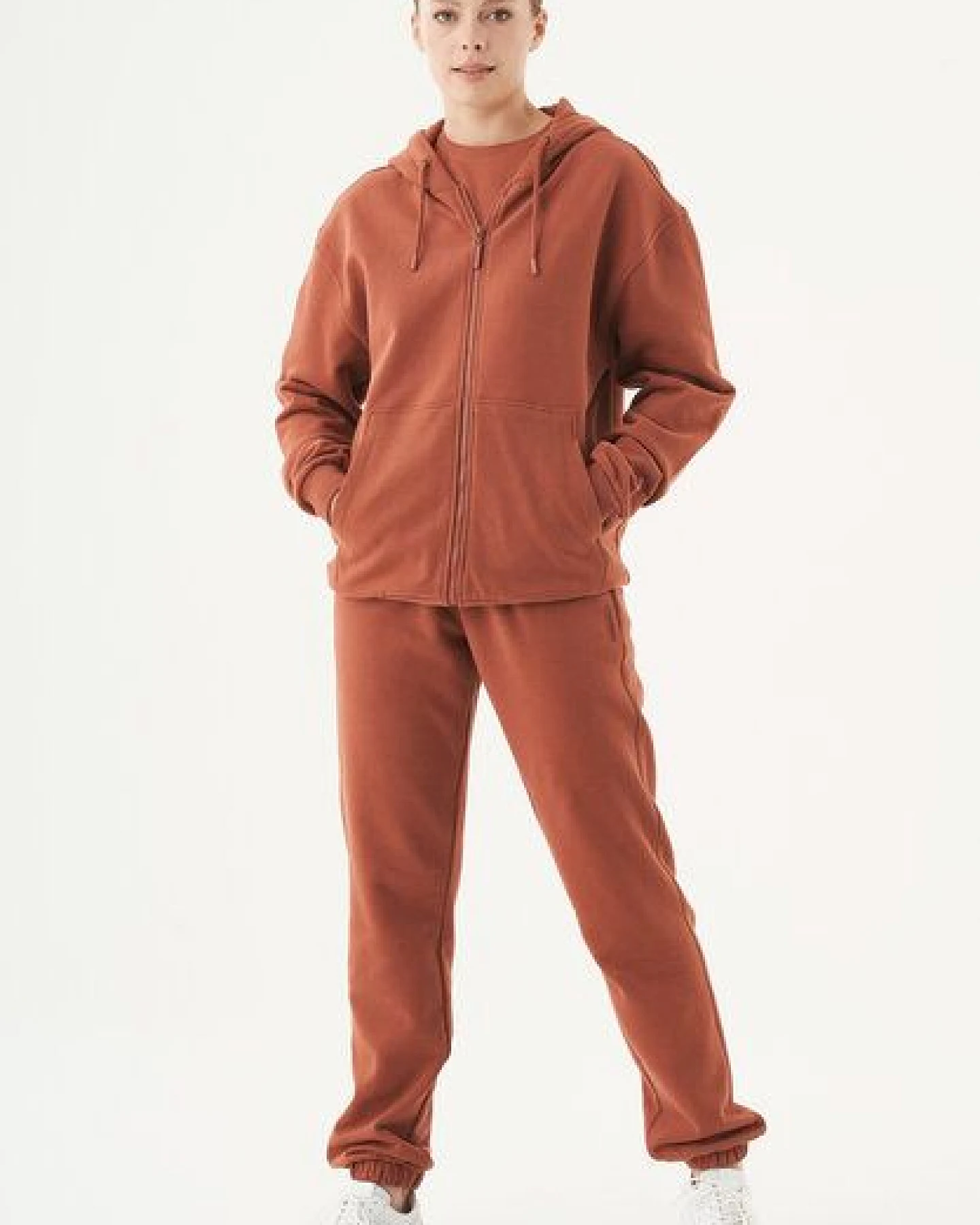 ORGANICATION ESSENTIALS-JUNDA-Unisex Soft Touch Sweatjacke aus Bio-Baumwolle – Ansicht 2