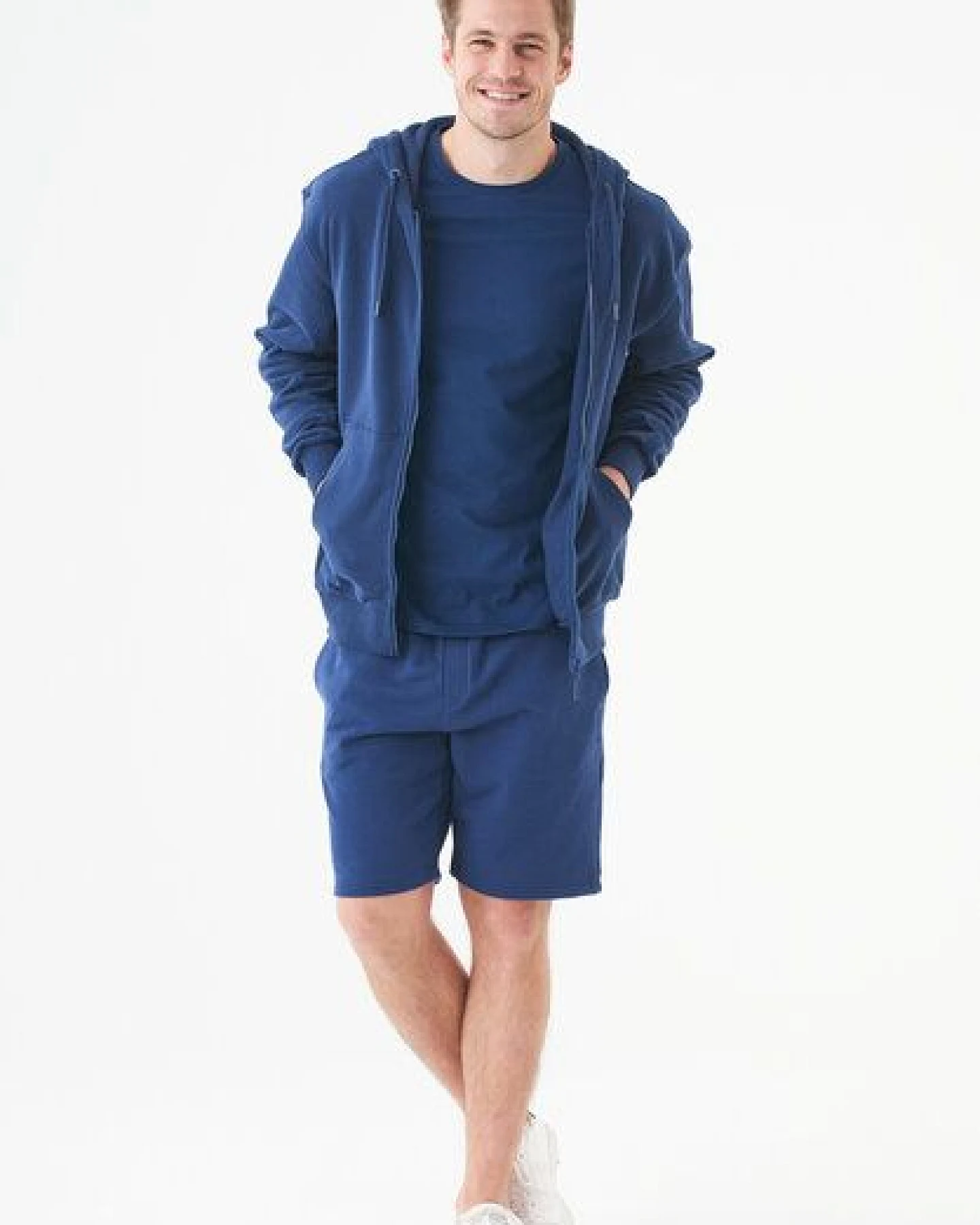 ORGANICATION ESSENTIALS-JUNDA-Unisex Soft Touch Sweatjacke aus Bio-Baumwolle – Ansicht 2