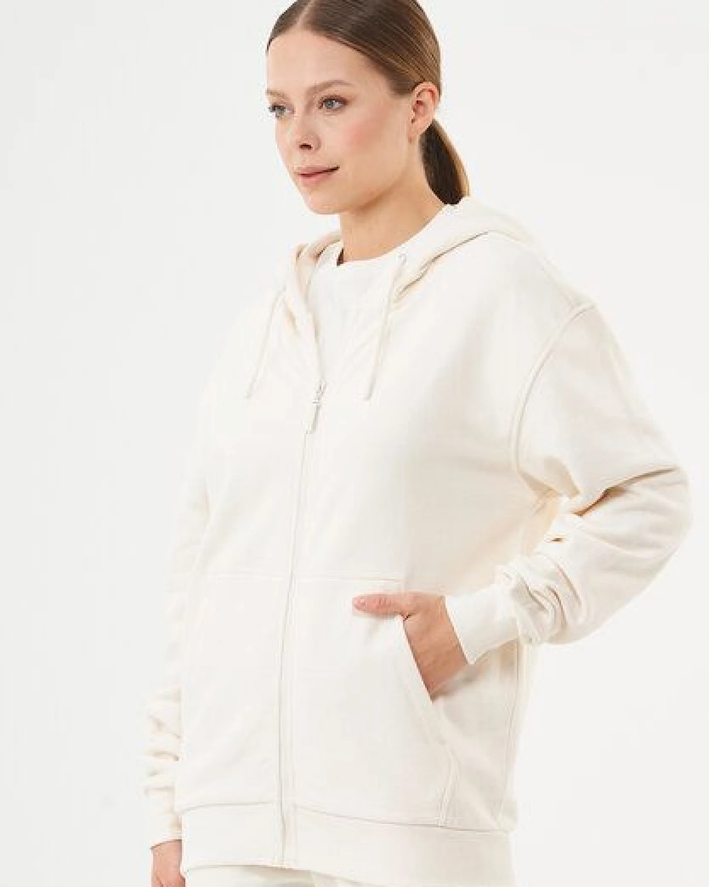 ORGANICATION ESSENTIALS-JUNDA-Unisex Soft Touch Sweatjacke aus Bio-Baumwolle – Ansicht 3