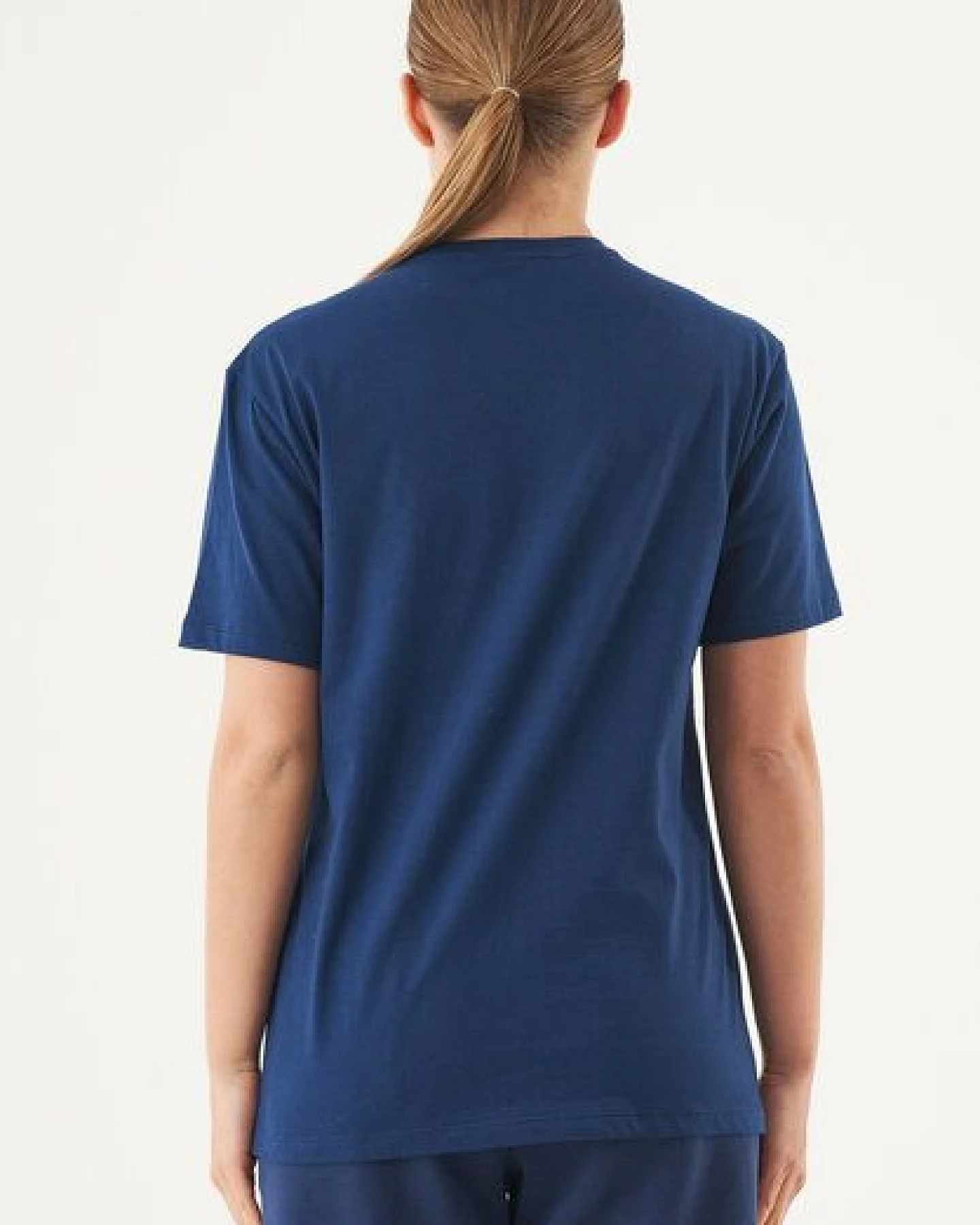 ORGANICATION ESSENTIALS-TILLO-Unisex Basic T-Shirt aus Bio-Baumwolle – Ansicht 4