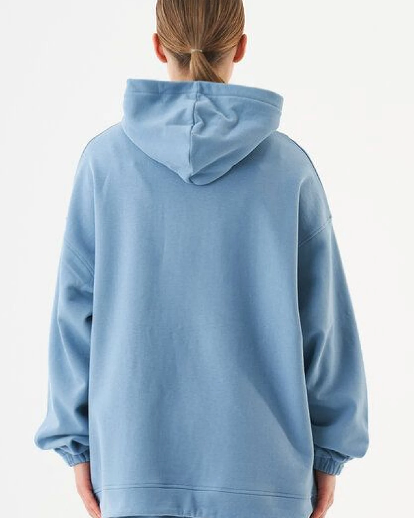 ORGANICATION ESSENTIALS-HANDE- Soft Touch Oversize Hoodie aus Bio-Baumwolle – Ansicht 4