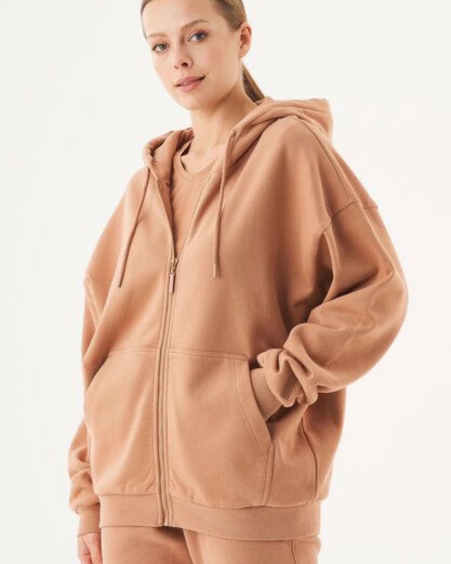 ORGANICATION ESSENTIALS-JALE- Soft Touch Sweatjacke aus Bio-Baumwolle – Ansicht 3