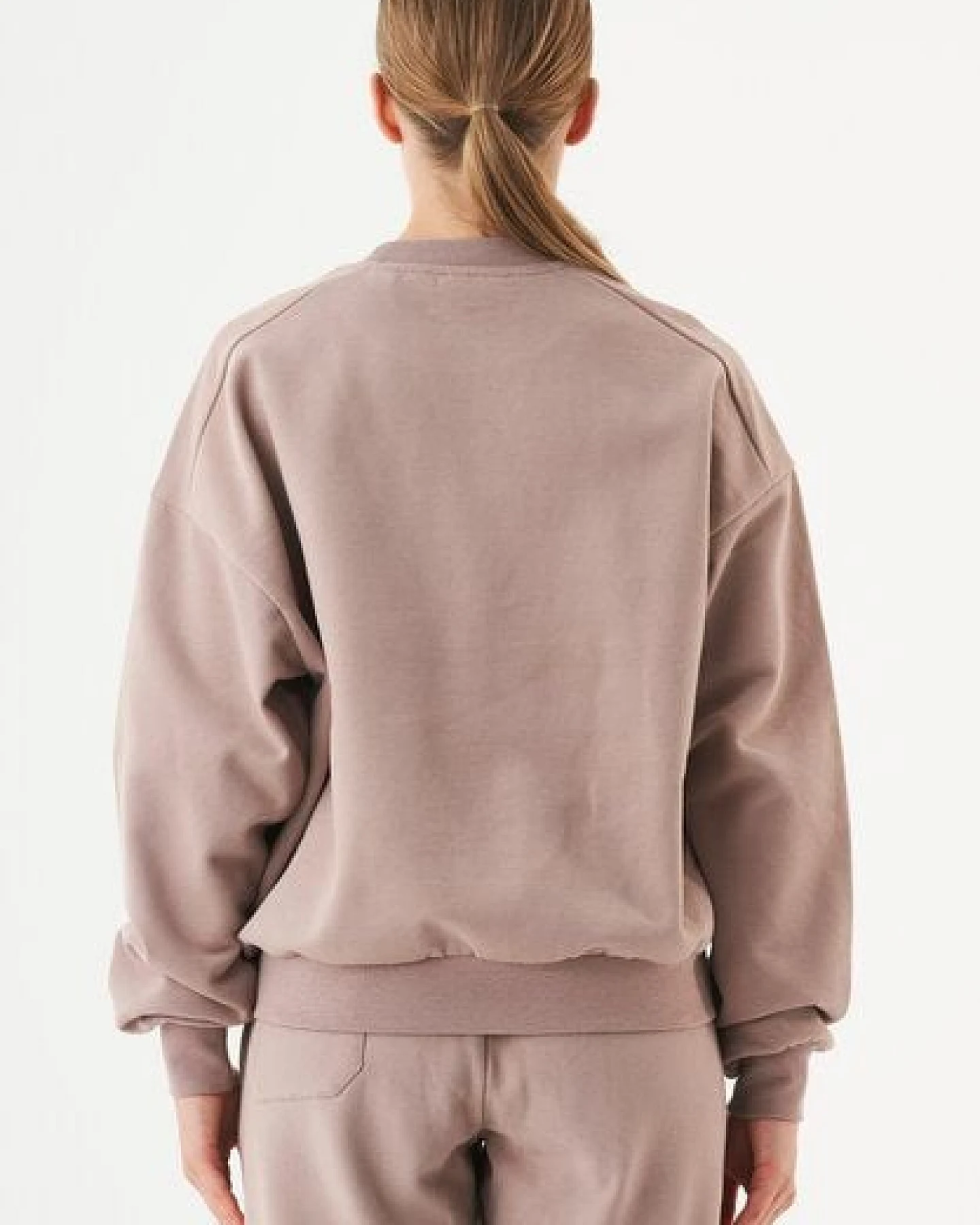 ORGANICATION ESSENTIALS-BUKET- Soft Touch Sweatshirt aus Bio-Baumwolle – Ansicht 4