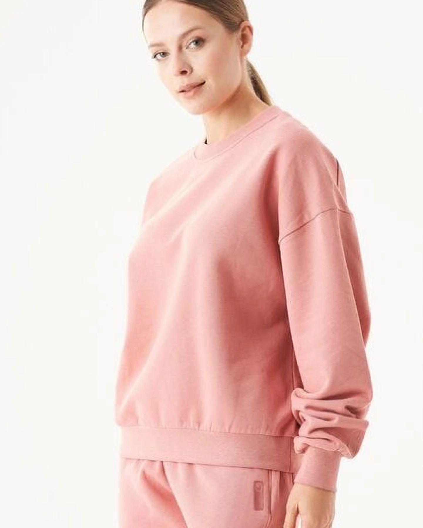 ORGANICATION ESSENTIALS-BUKET- Soft Touch Sweatshirt aus Bio-Baumwolle – Ansicht 3