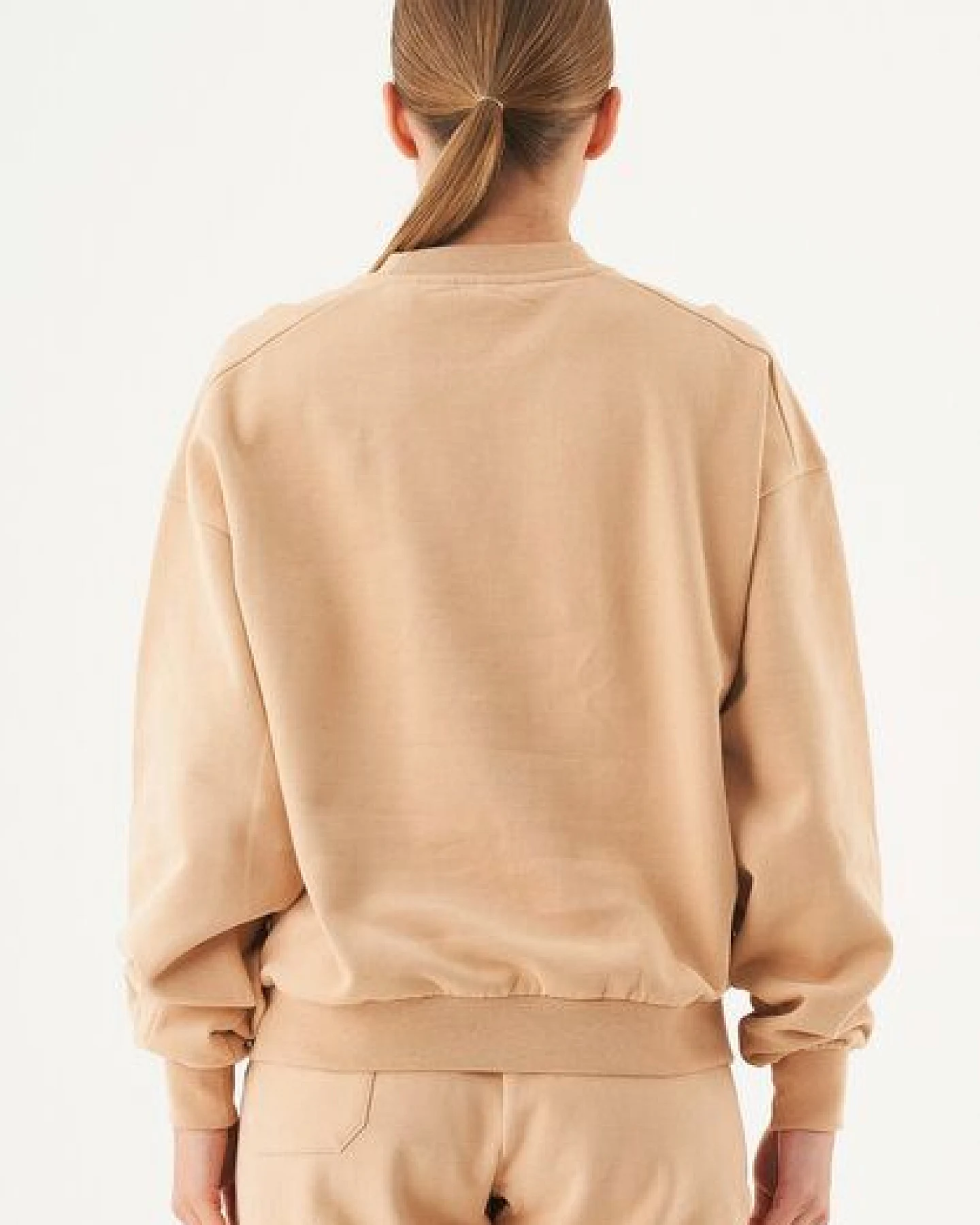 ORGANICATION ESSENTIALS-BUKET- Soft Touch Sweatshirt aus Bio-Baumwolle – Ansicht 4