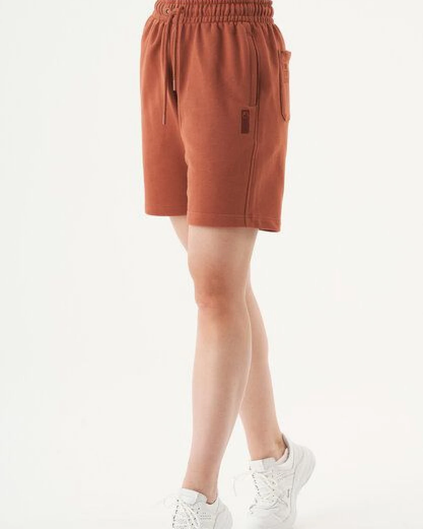 ORGANICATION Damen ESSENTIALS-SHEYMA- Shorts aus Bio-Baumwolle – Ansicht 3