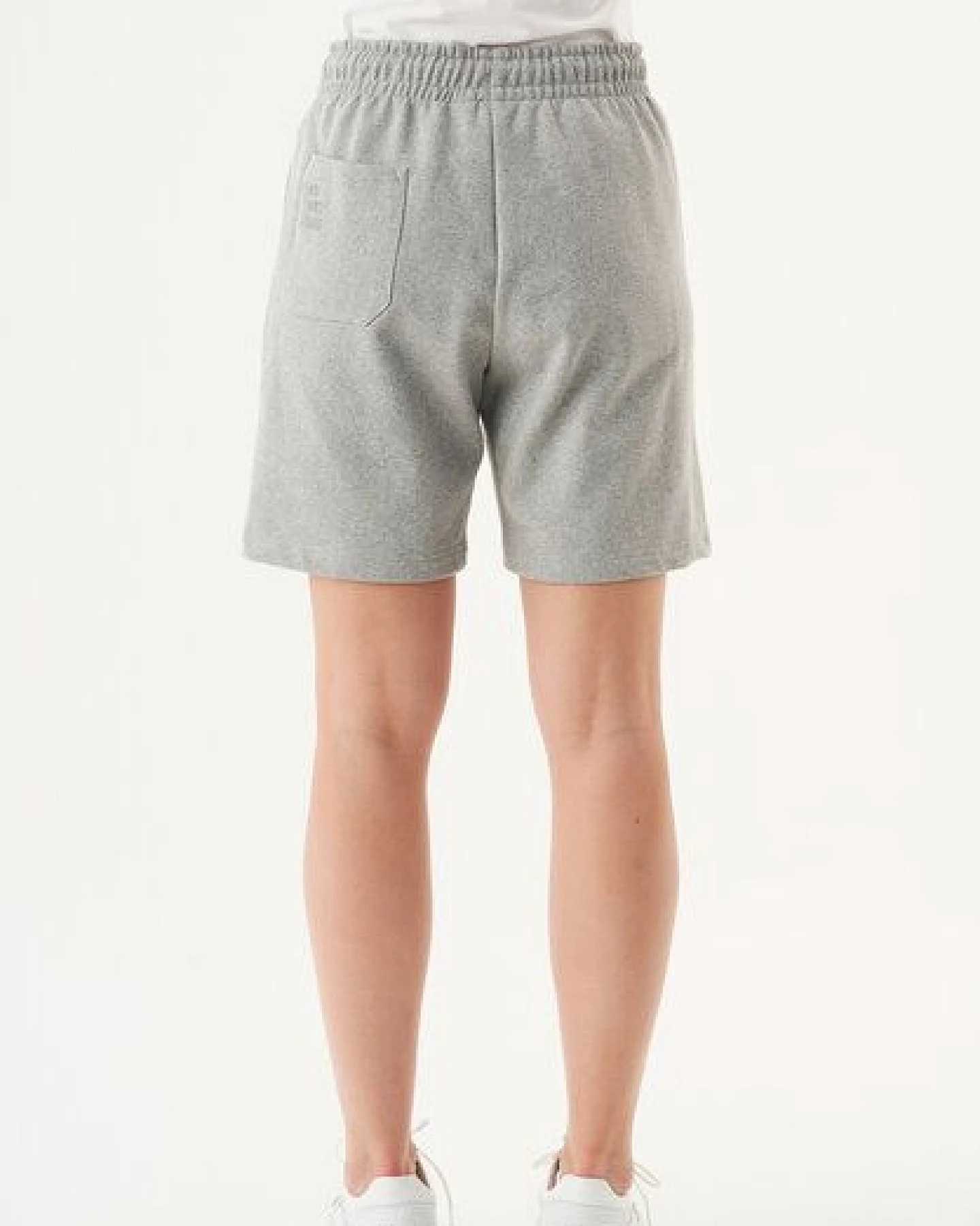 ORGANICATION Damen ESSENTIALS-SHEYMA- Shorts aus Bio-Baumwolle – Ansicht 4
