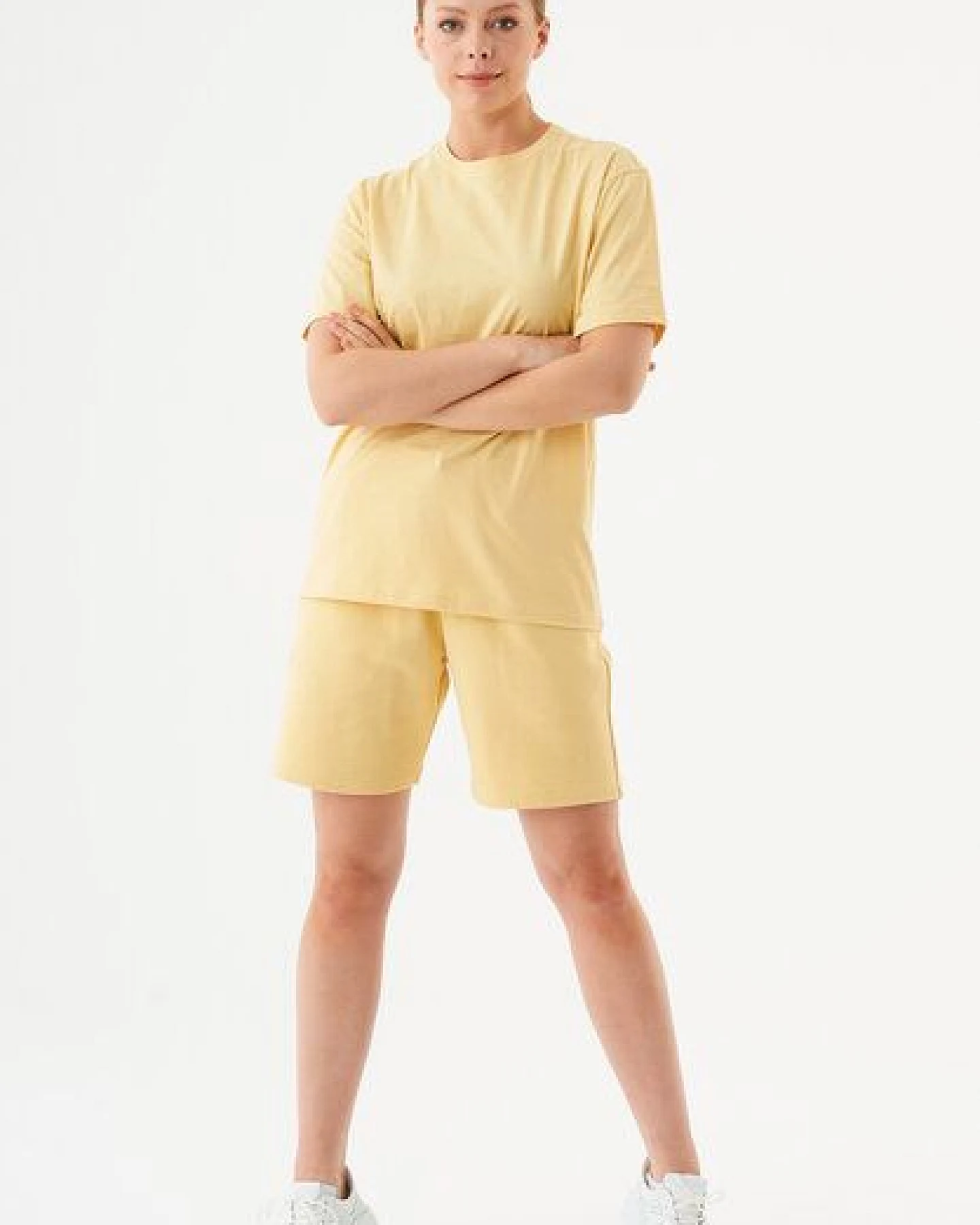 ORGANICATION Damen ESSENTIALS-SHEYMA- Shorts aus Bio-Baumwolle – Ansicht 2