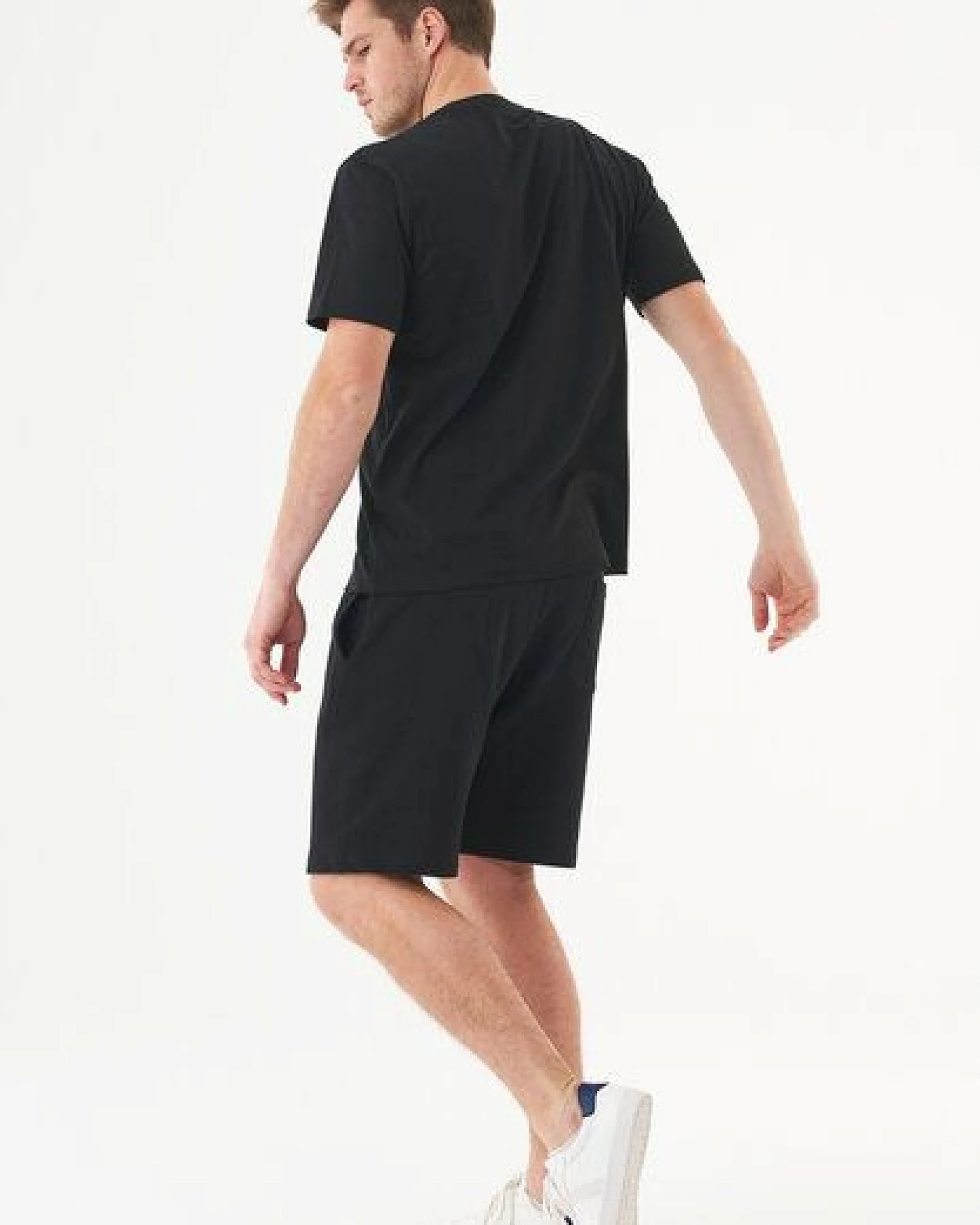 ORGANICATION ESSENTIALS-SHADI- Shorts aus Bio-Baumwolle – Ansicht 2