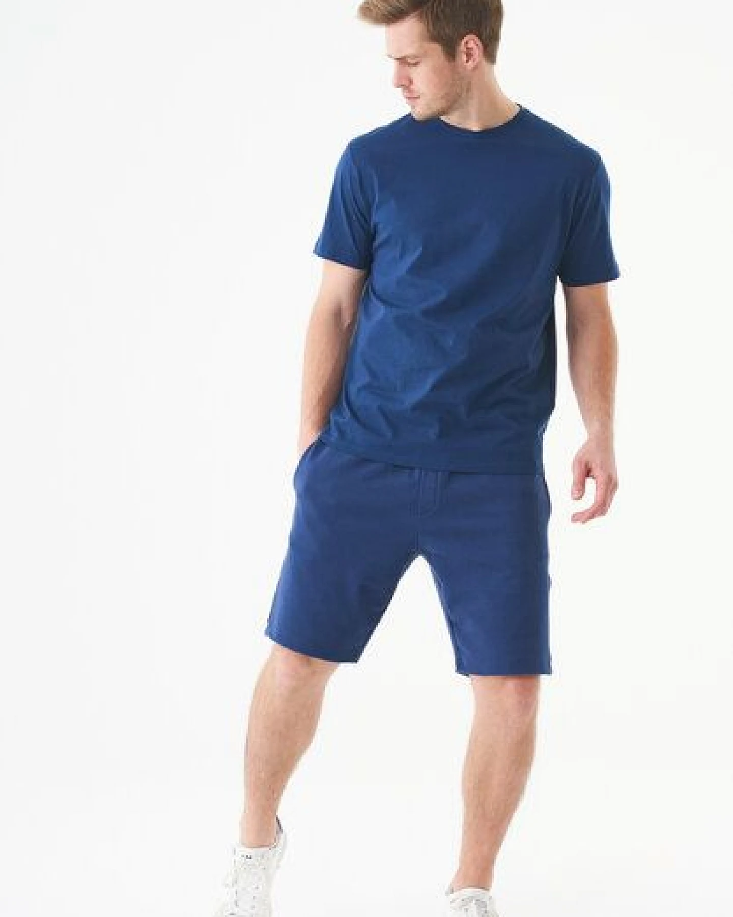 ORGANICATION ESSENTIALS-SHADI- Shorts aus Bio-Baumwolle – Ansicht 2