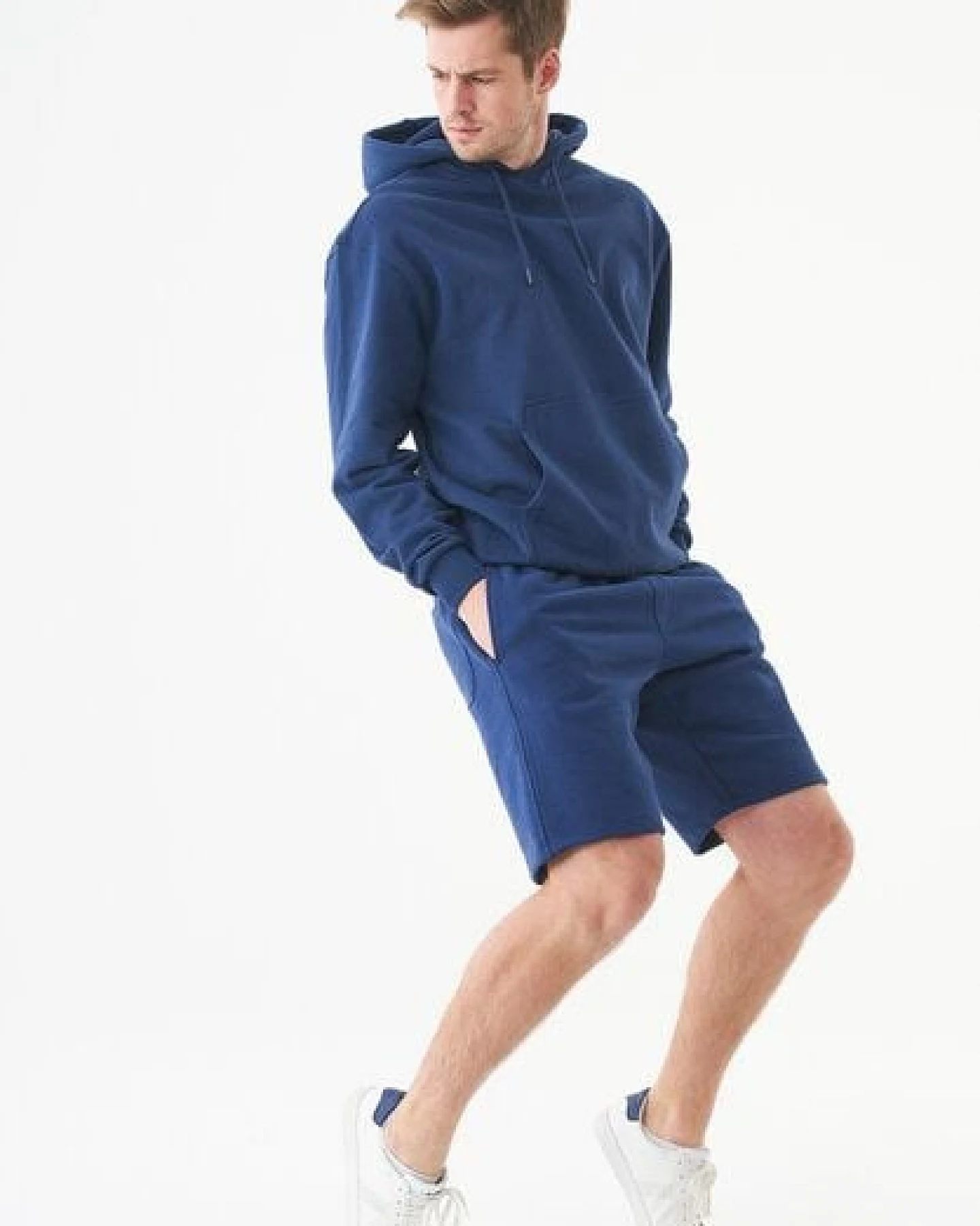 ORGANICATION ESSENTIALS-SHADI- Shorts aus Bio-Baumwolle – Ansicht 4