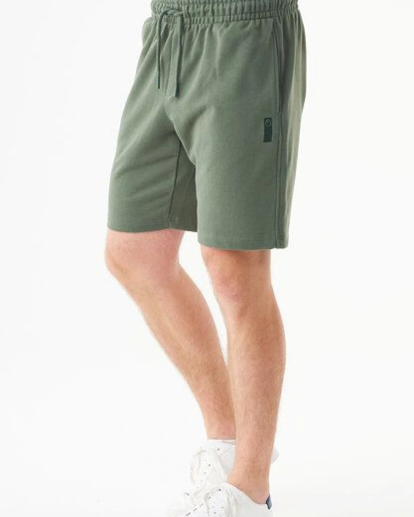 ORGANICATION ESSENTIALS-SHADI- Shorts aus Bio-Baumwolle – Ansicht 3