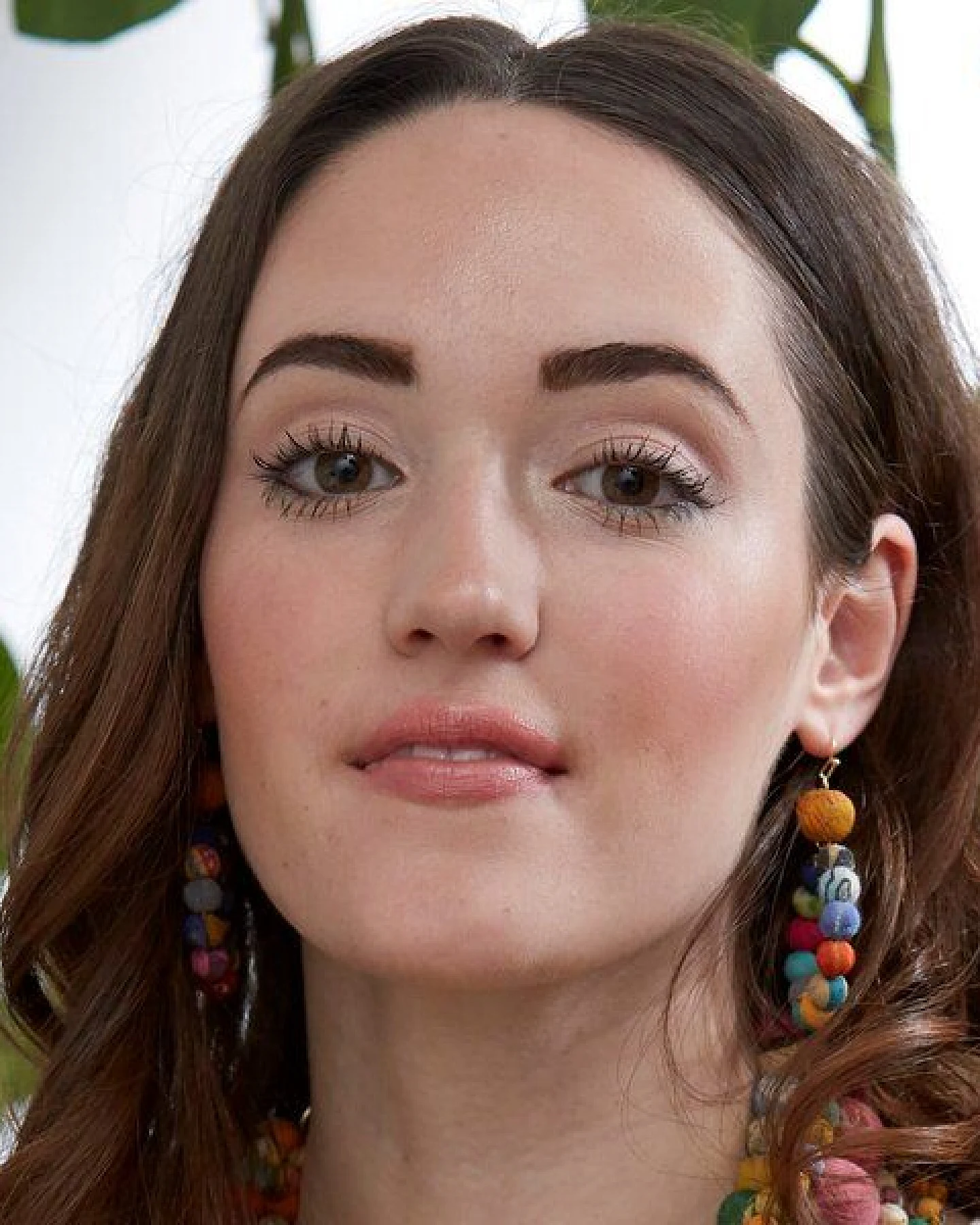 Worldfinds Kantha Petite Dangling Hoops – Ansicht 2