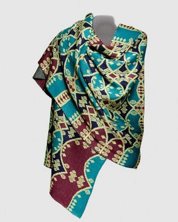 LANARTO slow fashion Merino Maxi-Schaltuch Smaragd, Feinstrick aus 100% mulesingfreier Merinowolle
