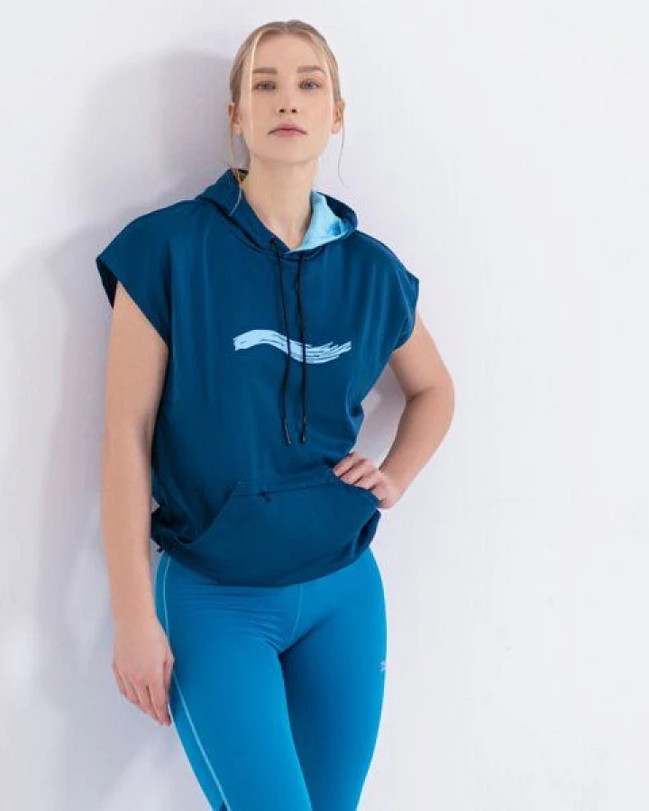 TAO Sportswear Lockerer, warmer Damen Laufhoodie BANU mit Kapuze