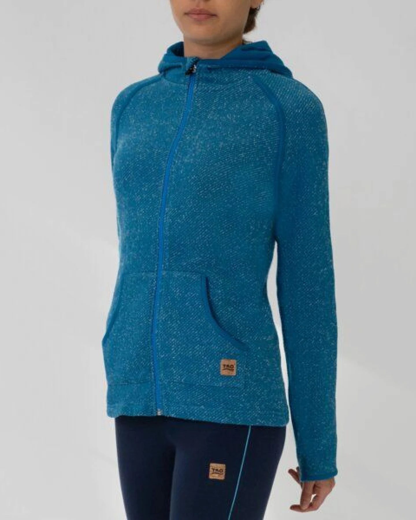 TAO Sportswear Warme Damen Freizeitjacke HOLMA aus Bio-Baumwolle – Ansicht 2