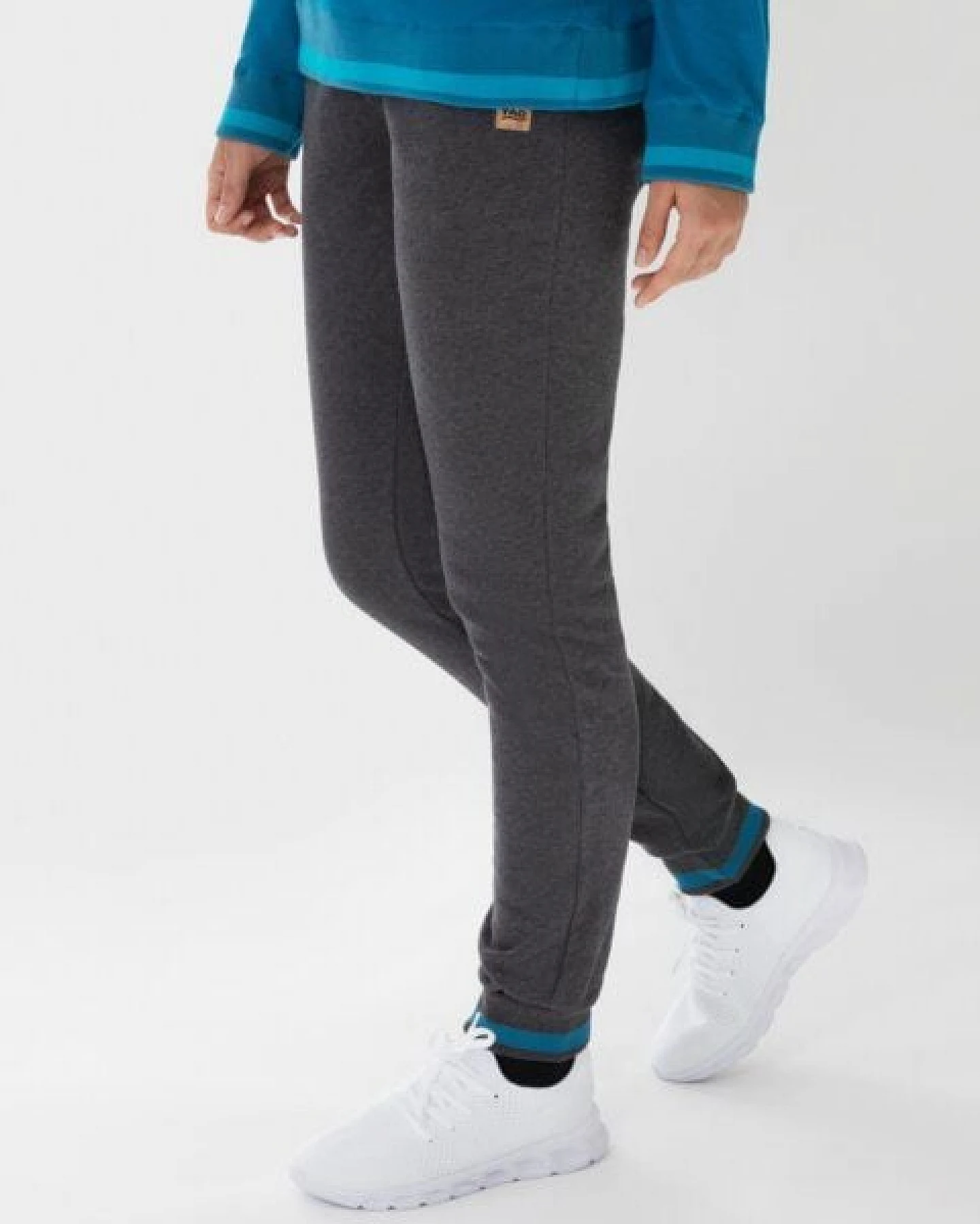 TAO Sportswear Warme Damen Jogginghose JACOBA aus Bio-Baumwolle – Ansicht 3