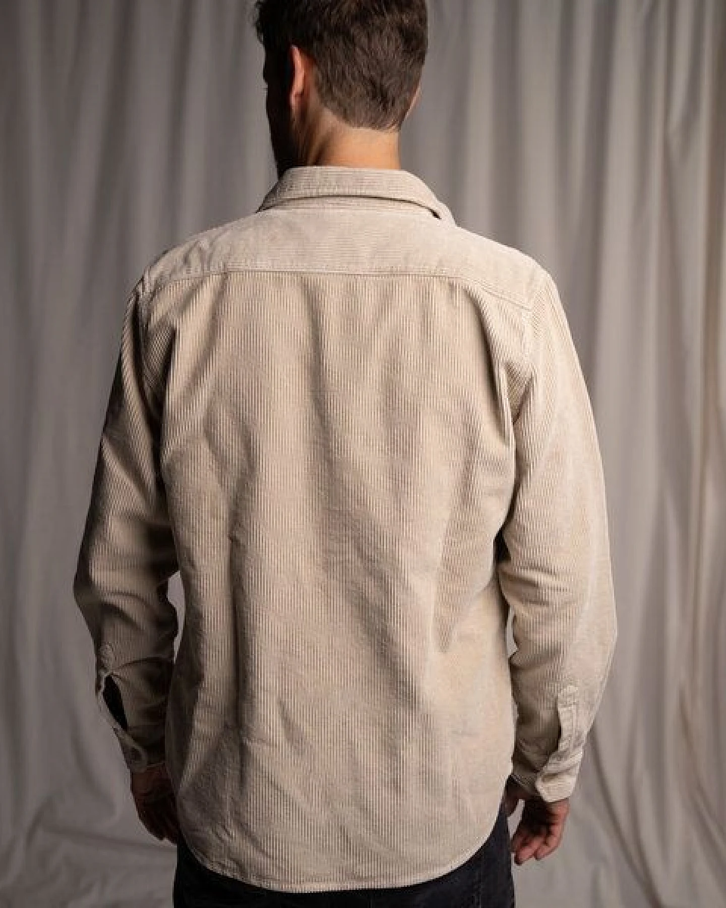 Vresh Clothing Vloyd - Cord Hemd aus Biobaumwolle – Ansicht 2