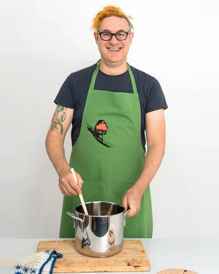 Hirschkind Fair-Trade & Bio-Kochschürze handgewebt grün "Rotkehlchen"