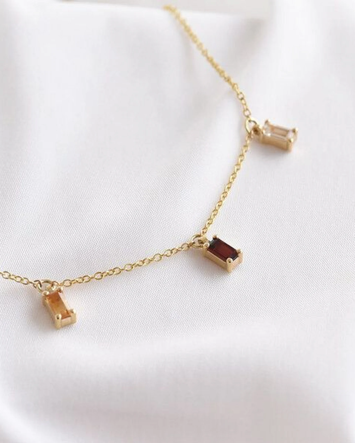 Eppi Goldenes Armband mit Citrin, Granat und Saphir Abram – Ansicht 3