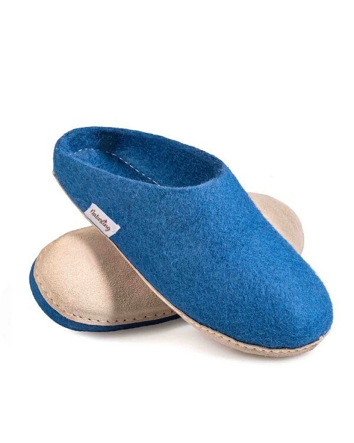 Blau