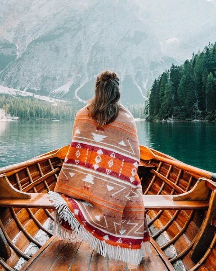 Steppenwolle Kuscheldecke CANYON aus 100% Schurwolle mit Tribal Muster & Fransen