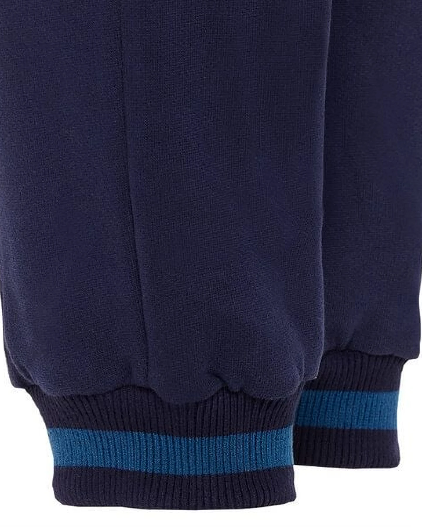 TAO Sportswear Warme Herren Jogginghose Jacob aus Bio-Baumwolle mit farblichen Akzenten – Ansicht 4