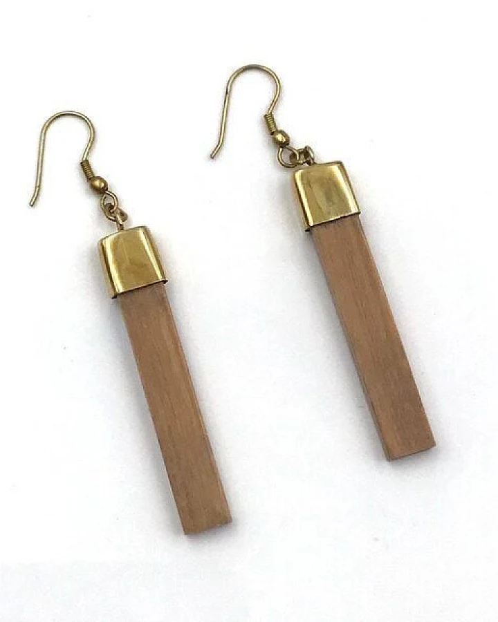Mekhada Messingohrring mit Holz